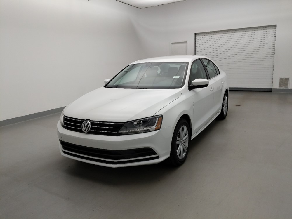 Used 2017 Volkswagen Jetta Driver Front Bumper