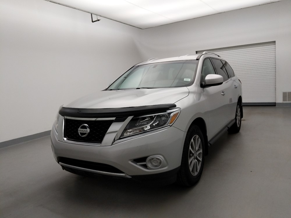 Used 2015 Nissan Pathfinder Driver Front Bumper
