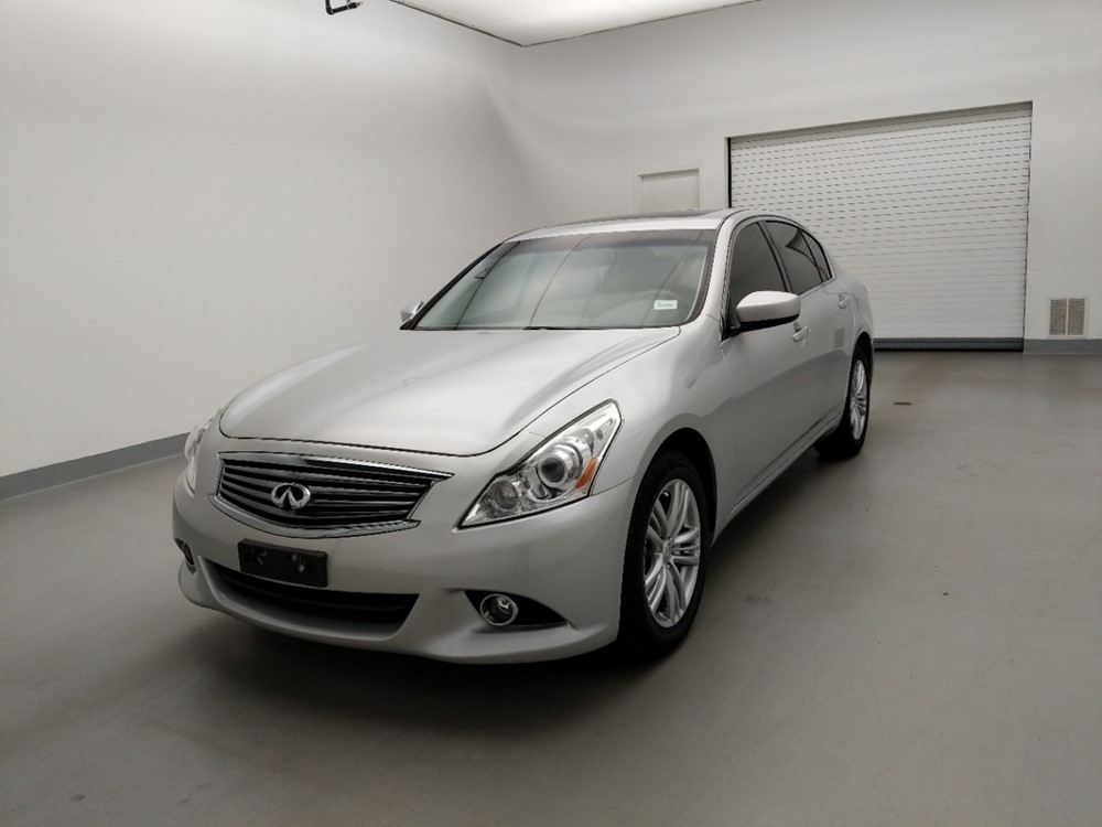 Used 2013 INFINITI G37 Driver Front Bumper