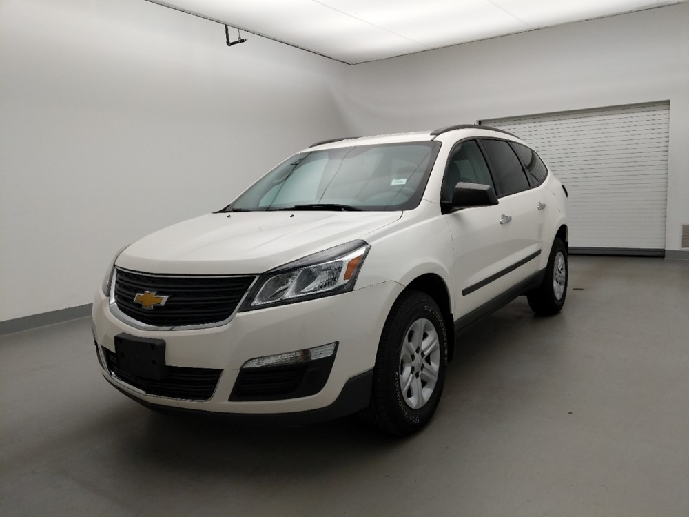 Used 2015 Chevrolet Traverse Driver Front Bumper