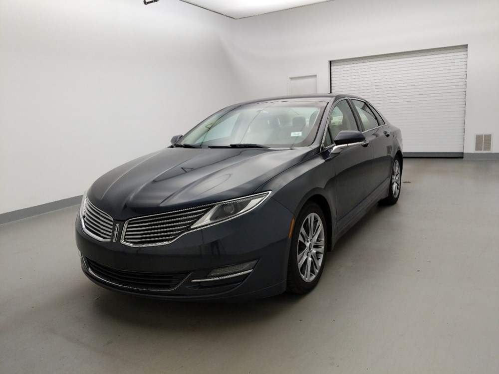 Used 2013 Lincoln MKZ Driver Front Bumper