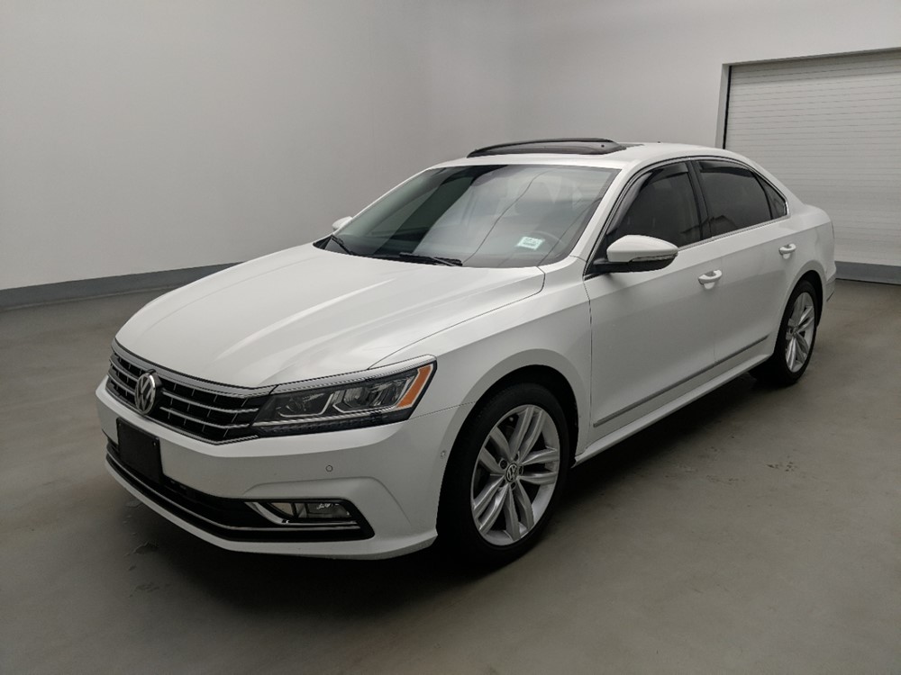 Used 2018 Volkswagen Passat Driver Front Bumper