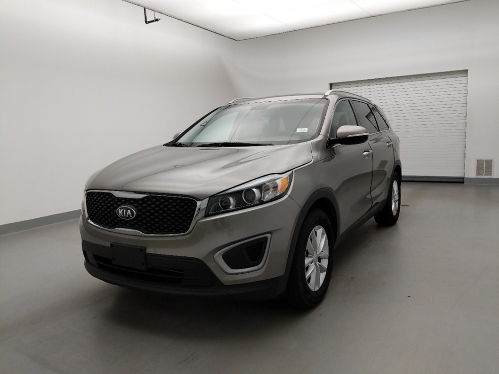 Used 2018 Kia Sorento Driver Front Bumper