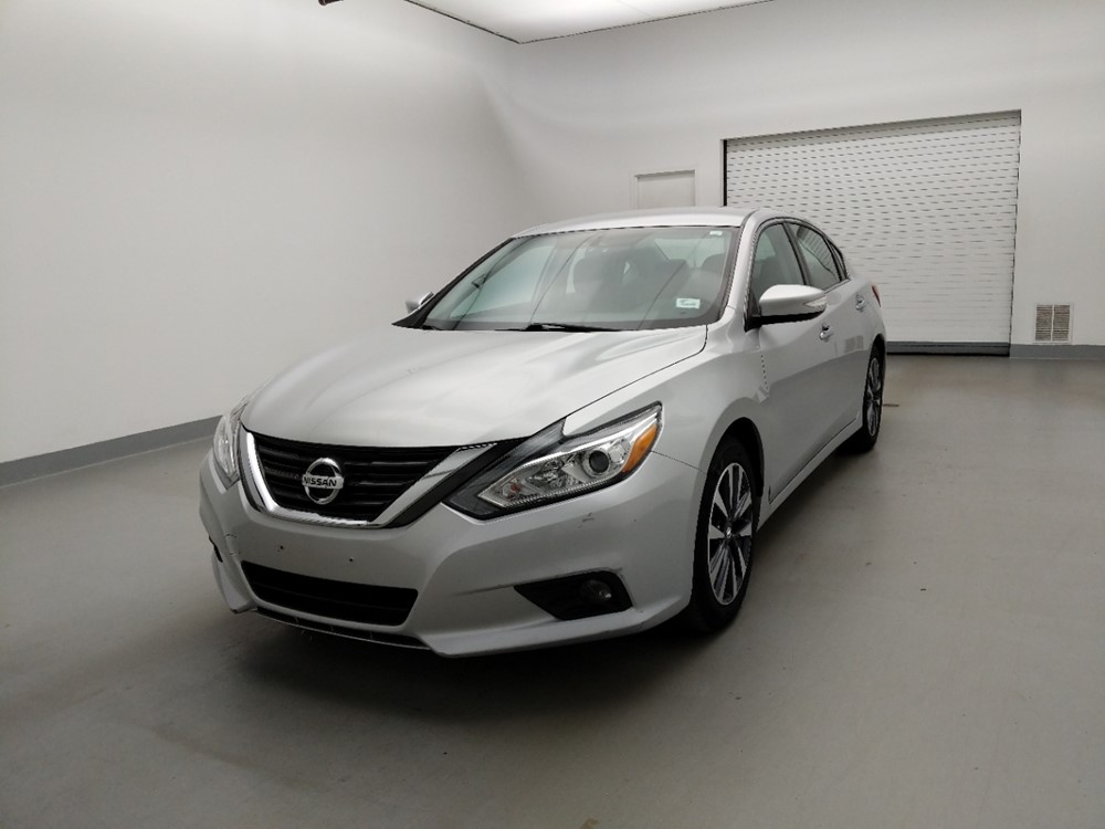 Used 2017 Nissan Altima Driver Front Bumper