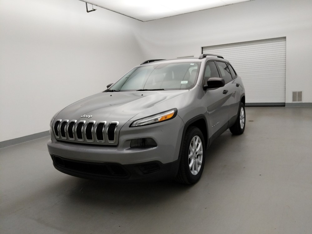 Used 2016 Jeep Cherokee Driver Front Bumper