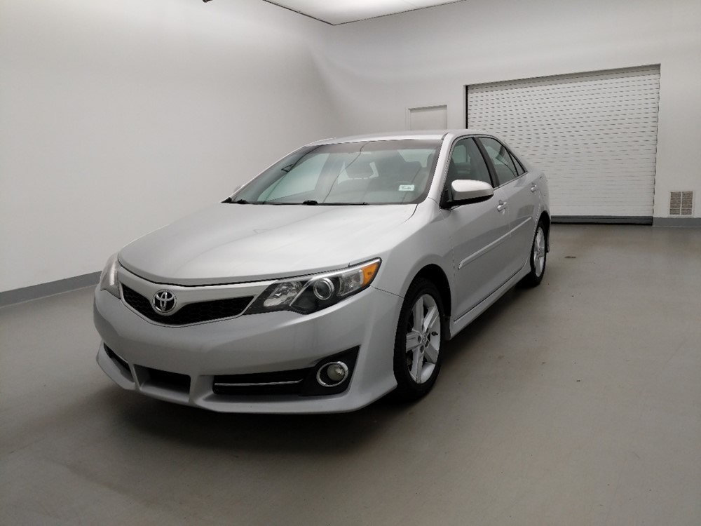 Used 2013 Toyota Camry Driver Front Bumper