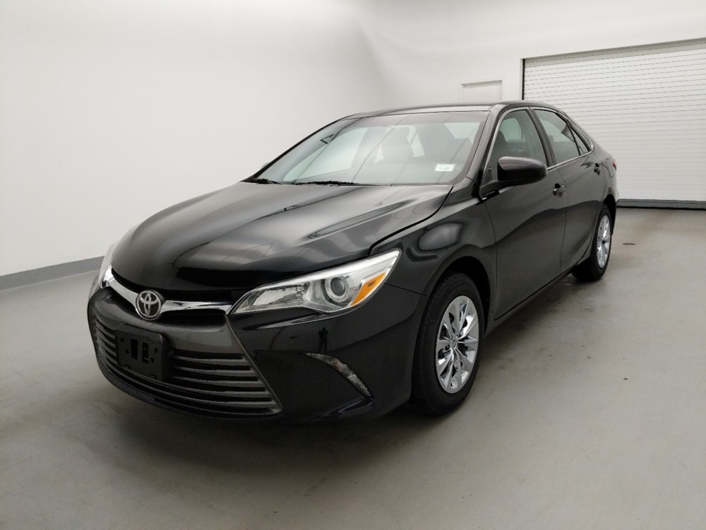 Used 2015 Toyota Camry Driver Front Bumper