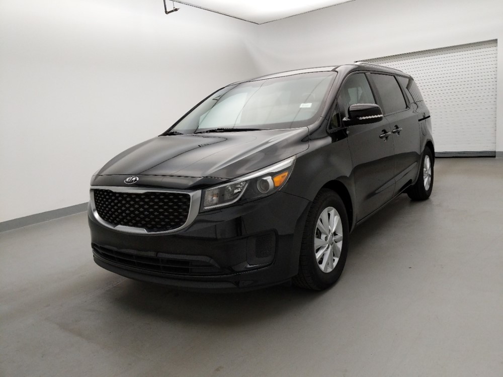 Used 2016 Kia Sedona Driver Front Bumper