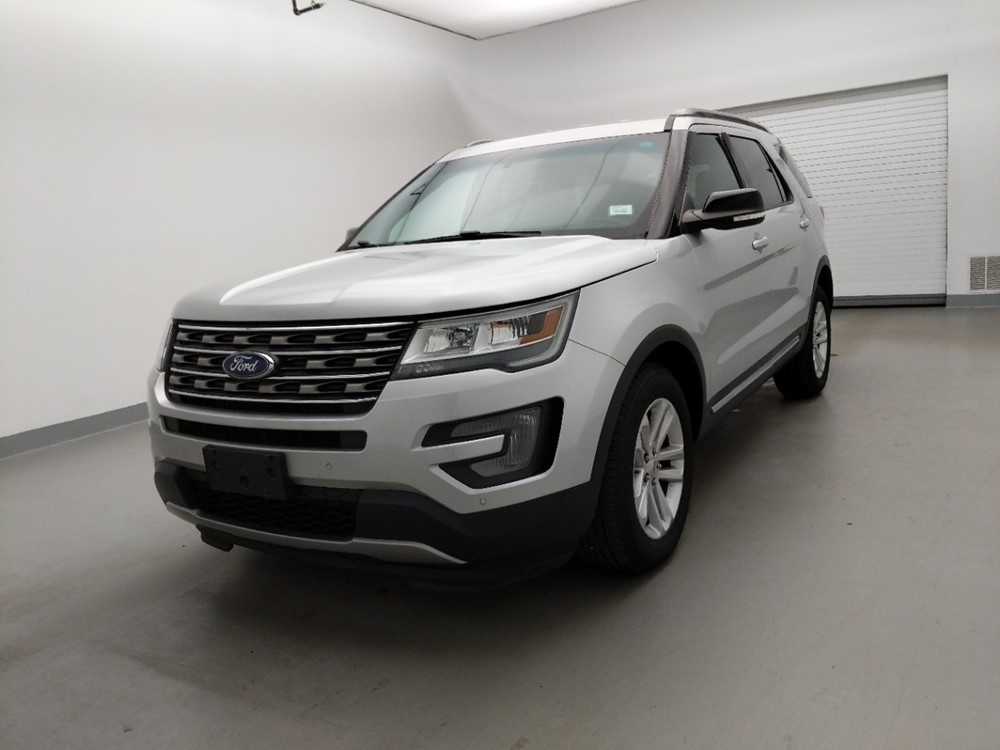 Used 2017 Ford Explorer Driver Front Bumper