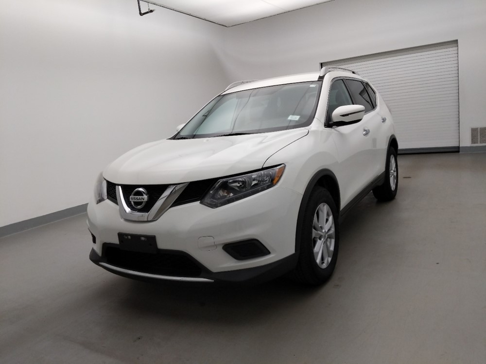 Used 2016 Nissan Rogue Driver Front Bumper