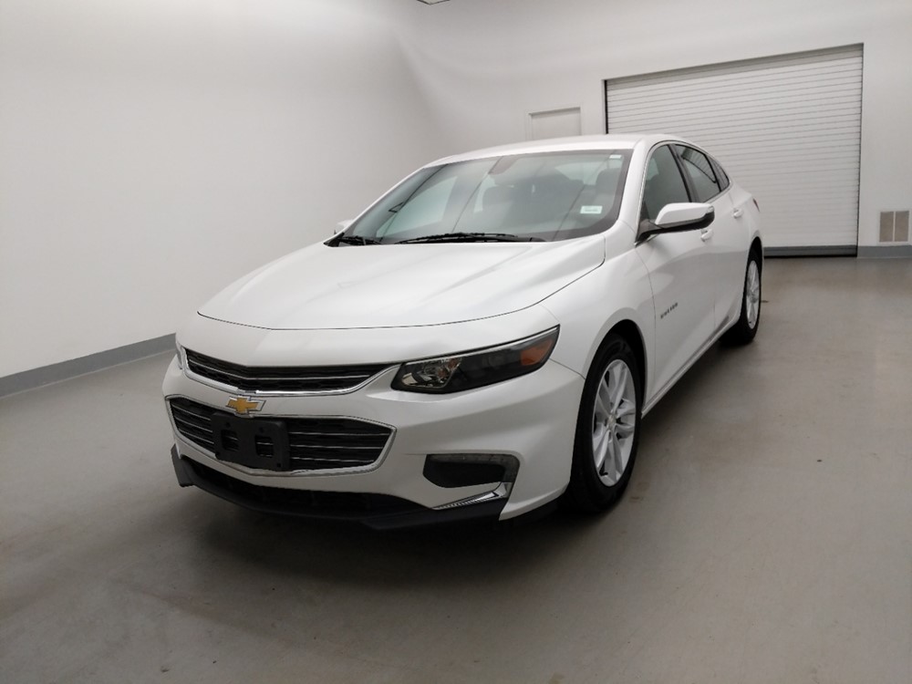 Used 2017 Chevrolet Malibu Driver Front Bumper