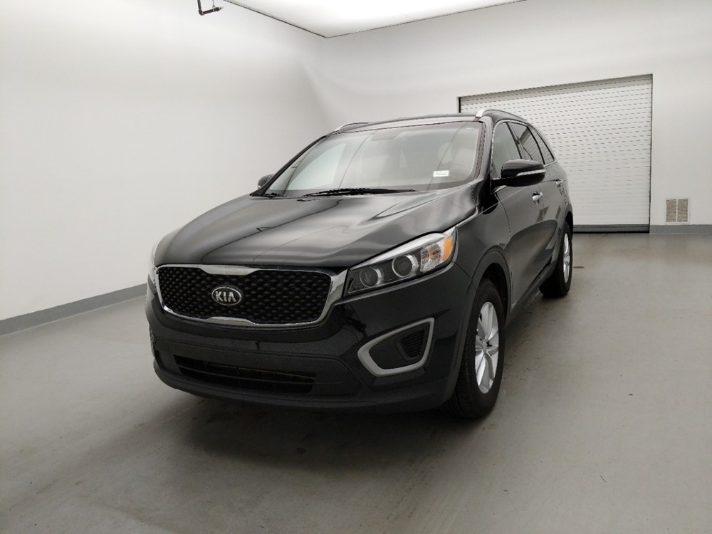 Used 2016 Kia Sorento Driver Front Bumper