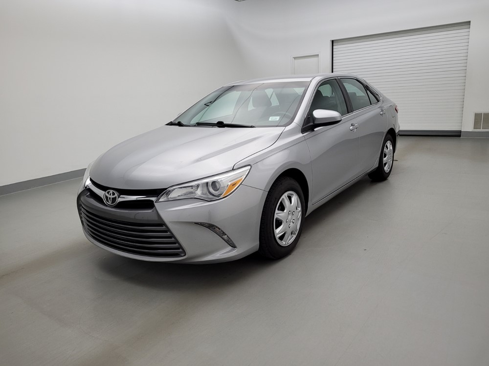 Used 2015 Toyota Camry Driver Front Bumper
