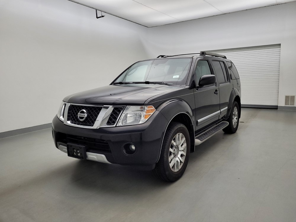 Used 2011 Nissan Pathfinder Driver Front Bumper