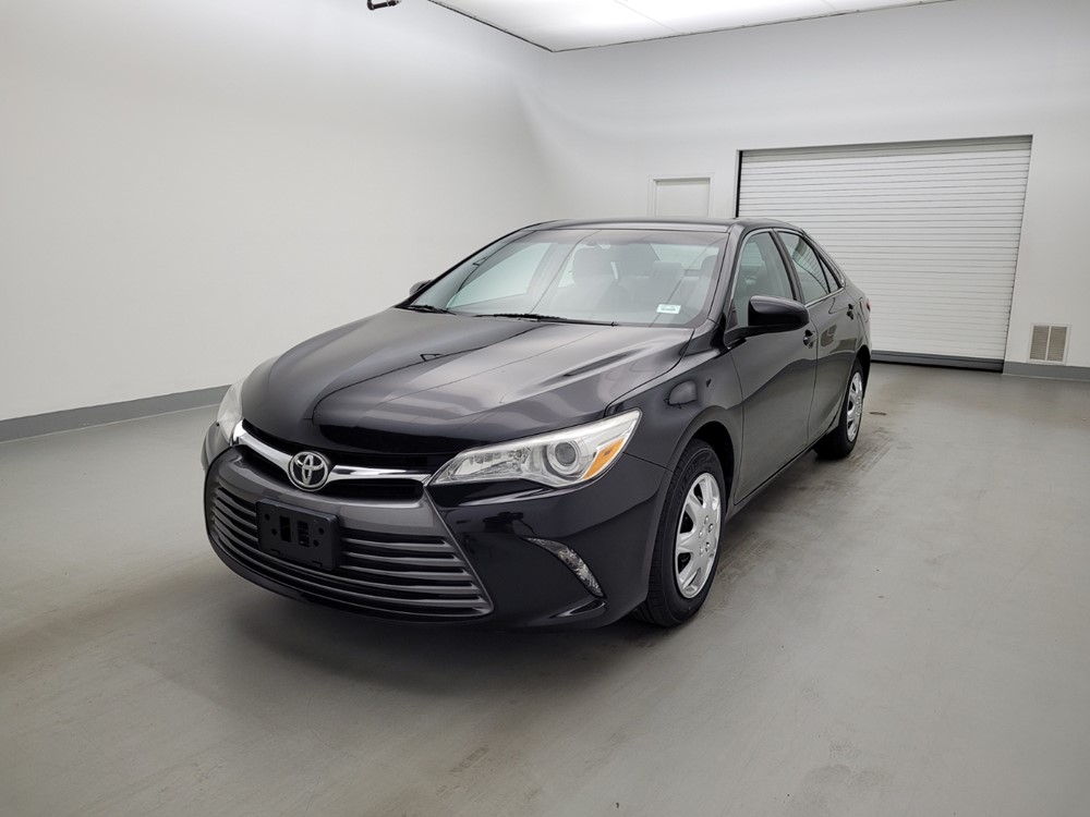 Used 2016 Toyota Camry Driver Front Bumper