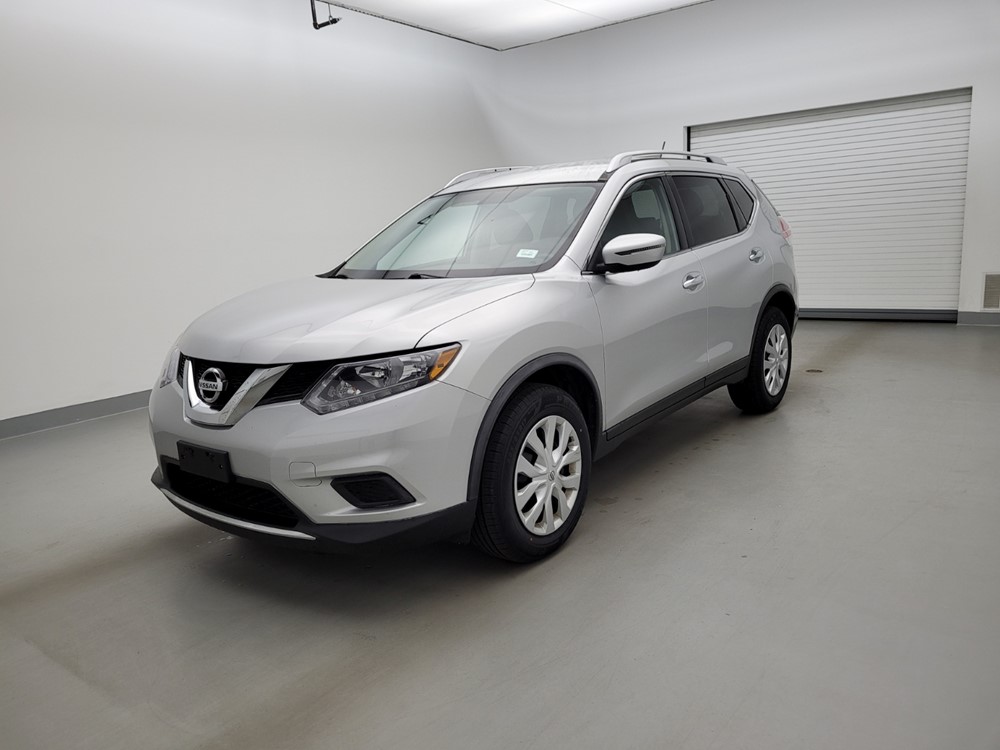 Used 2016 Nissan Rogue Driver Front Bumper