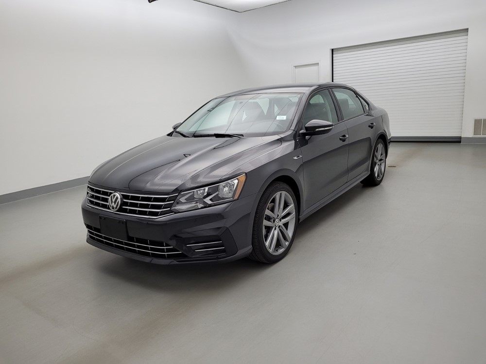 Used 2018 Volkswagen Passat Driver Front Bumper