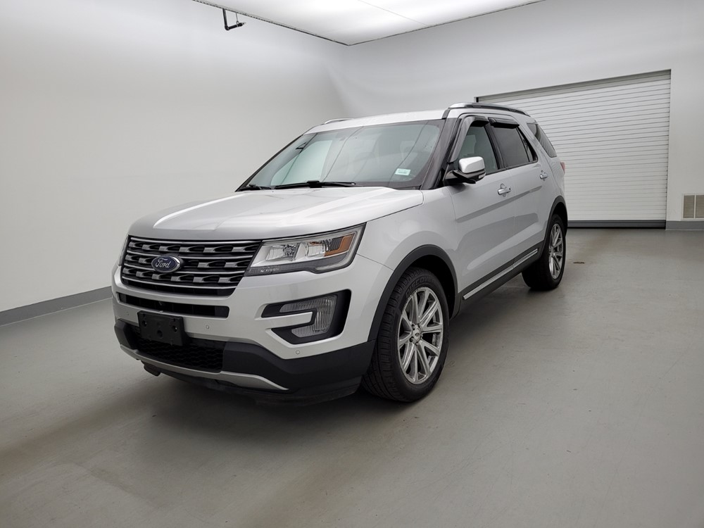 Used 2017 Ford Explorer Driver Front Bumper