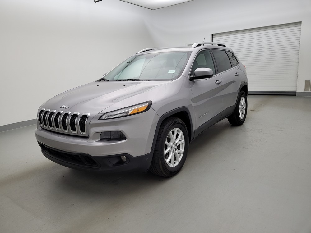 Used 2018 Jeep Cherokee Driver Front Bumper