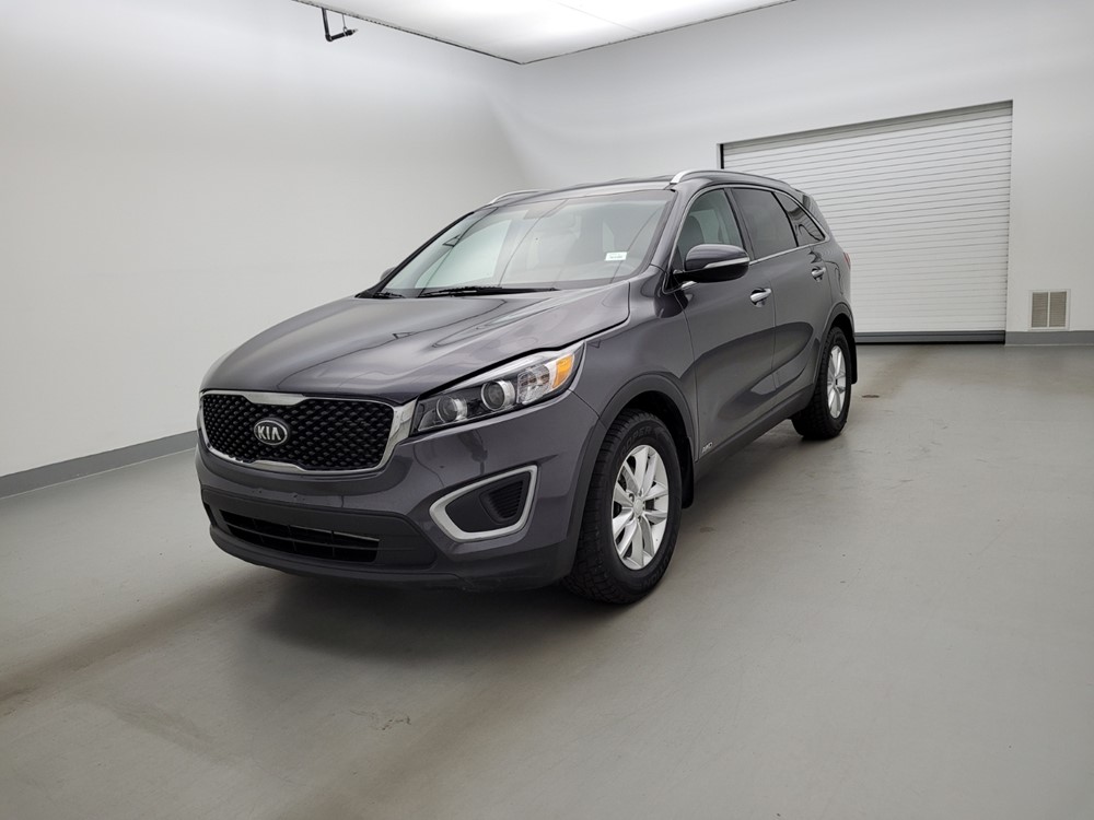 Used 2017 Kia Sorento Driver Front Bumper