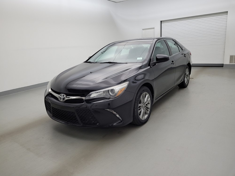 Used 2016 Toyota Camry Driver Front Bumper