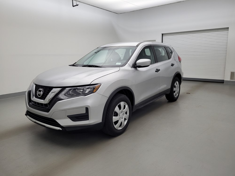 Used 2017 Nissan Rogue Driver Front Bumper