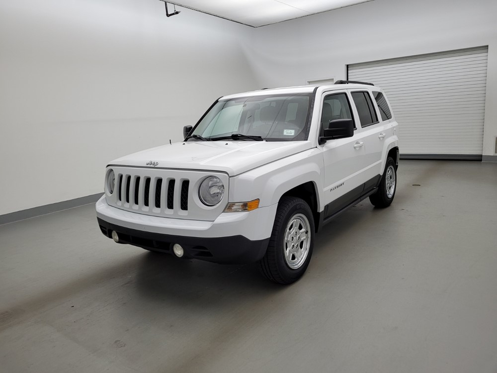 Used 2014 Jeep Patriot Driver Front Bumper