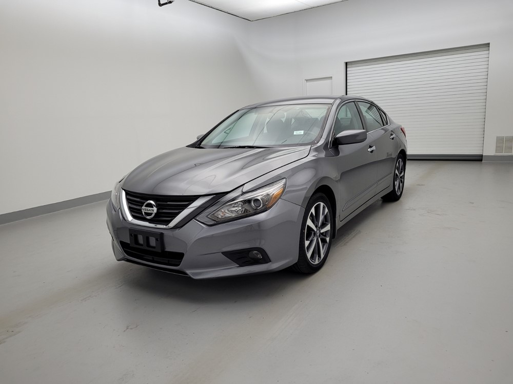 Used 2016 Nissan Altima Driver Front Bumper