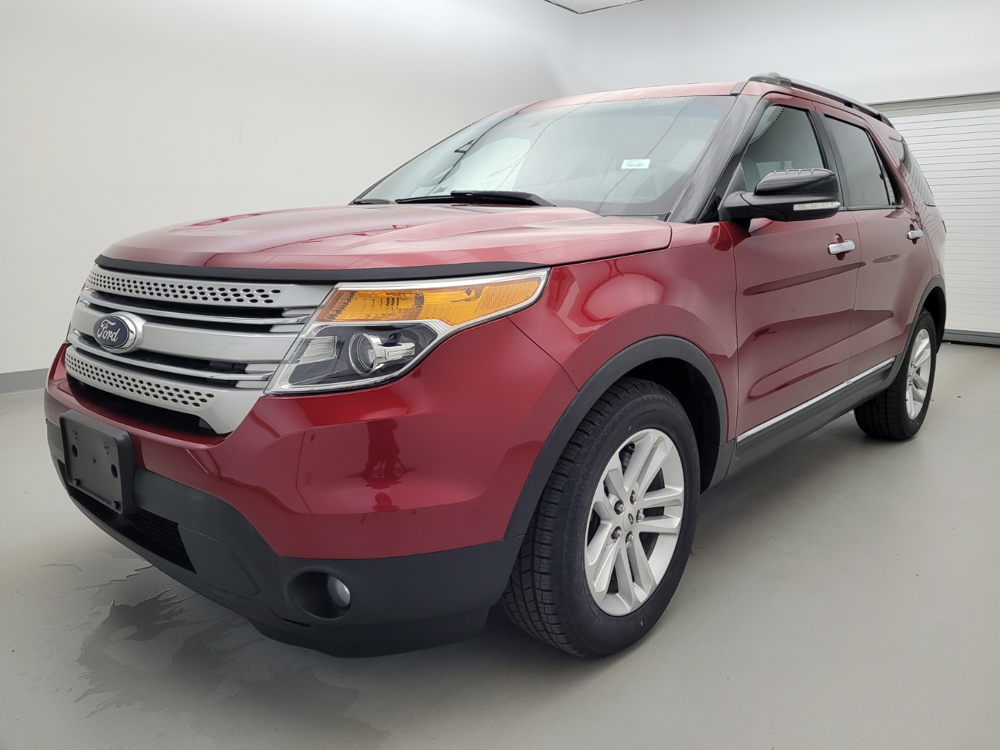 Used 2015 Ford Explorer Driver Front Bumper