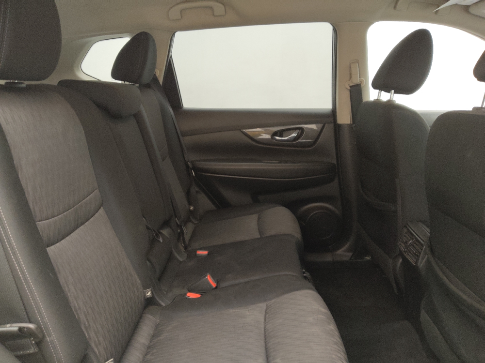 2018 Nissan Rogue SV - Photo 15