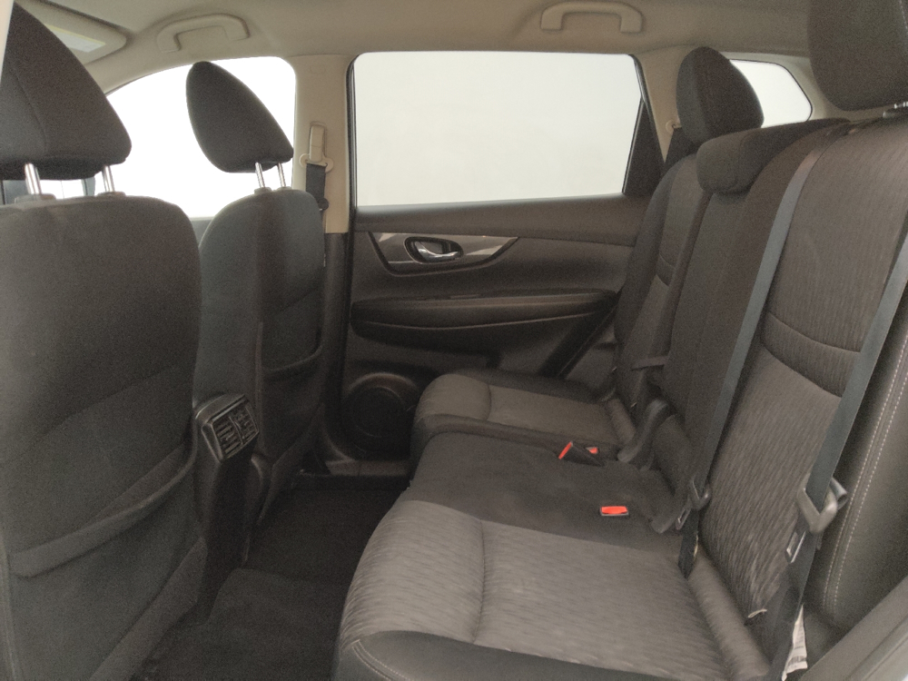 2018 Nissan Rogue SV - Photo 14