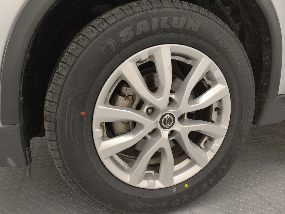 2018 Nissan Rogue SV - Photo 24