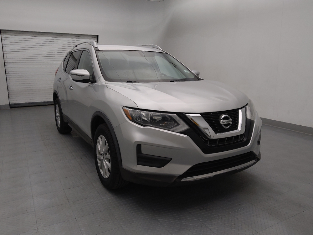 2018 Nissan Rogue SV - Photo 11