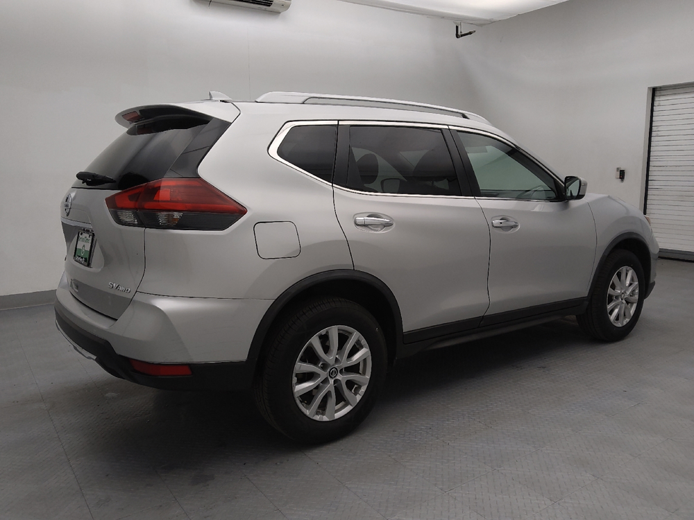 2018 Nissan Rogue SV - Photo 8