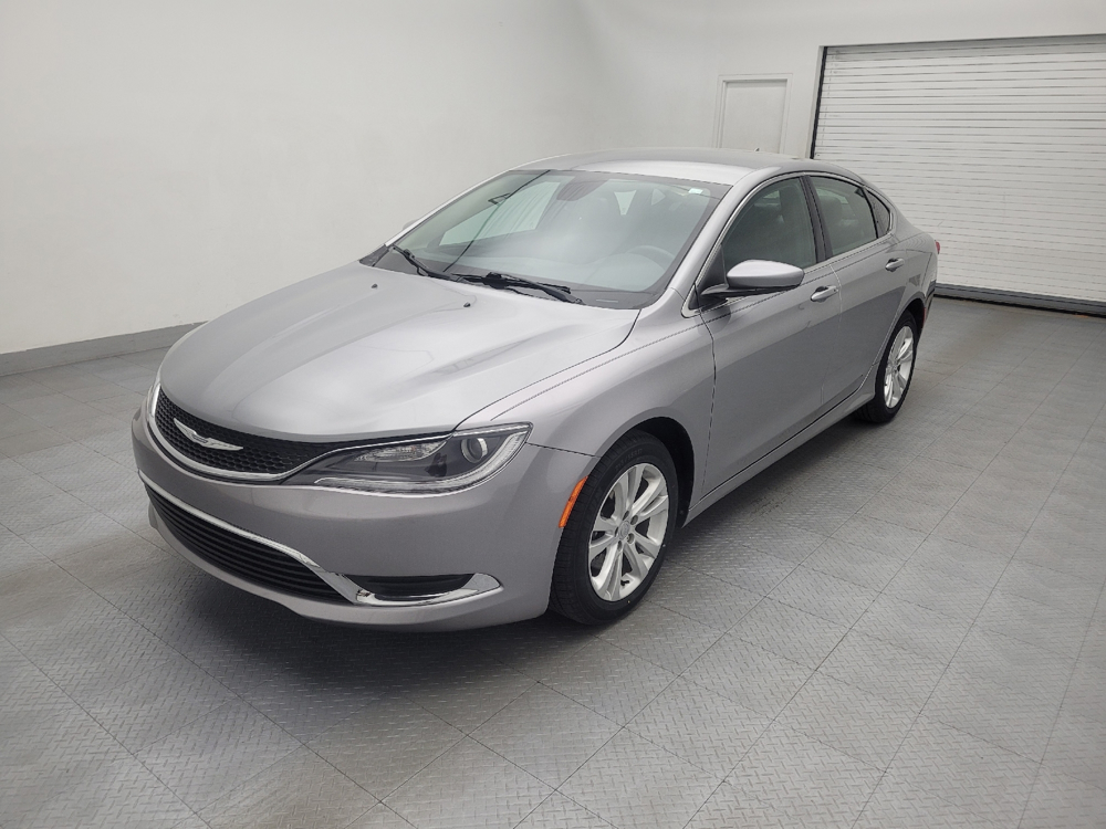2017 Chrysler 200 Limited's photo