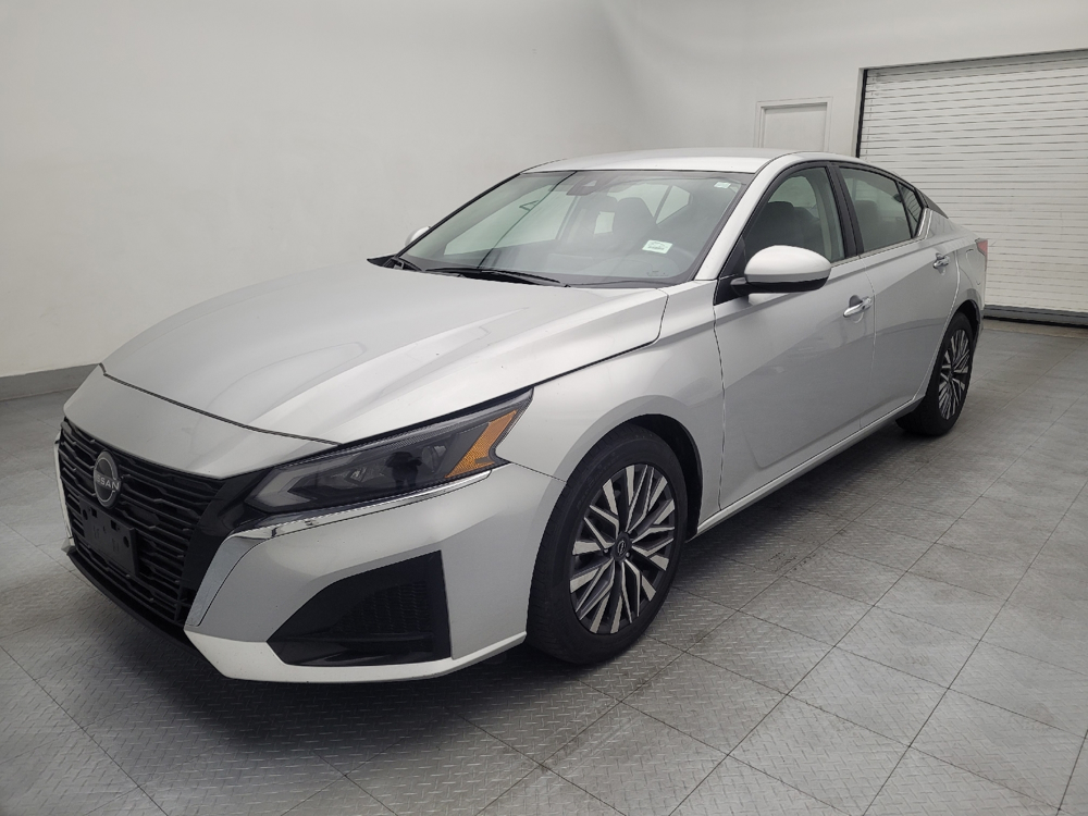 2023 Nissan Altima SV