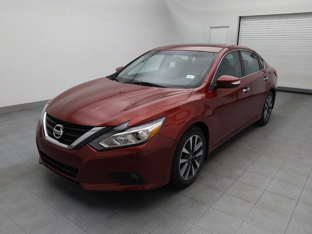 2017 Nissan Altima SV's photo