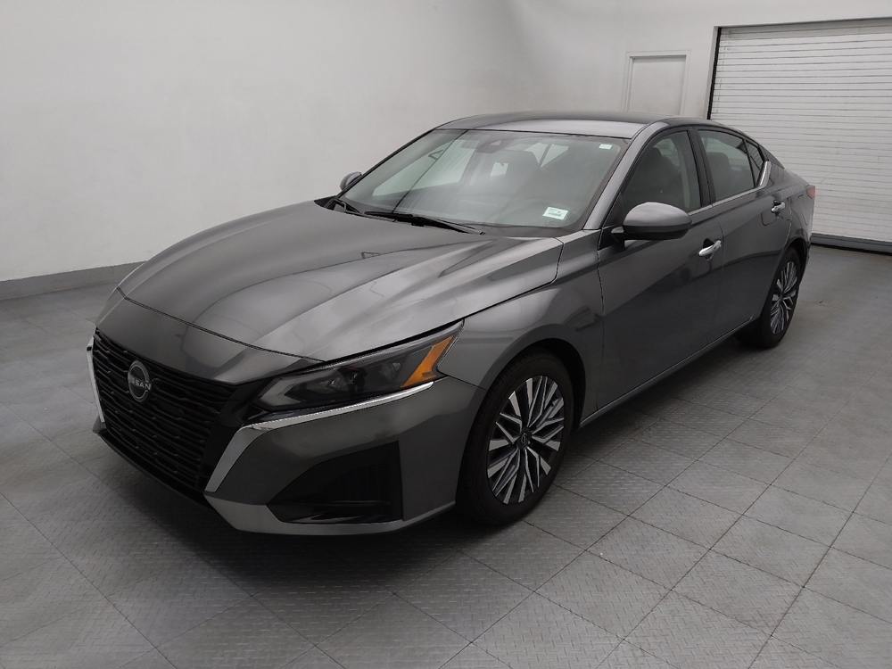 2023 Nissan Altima SV