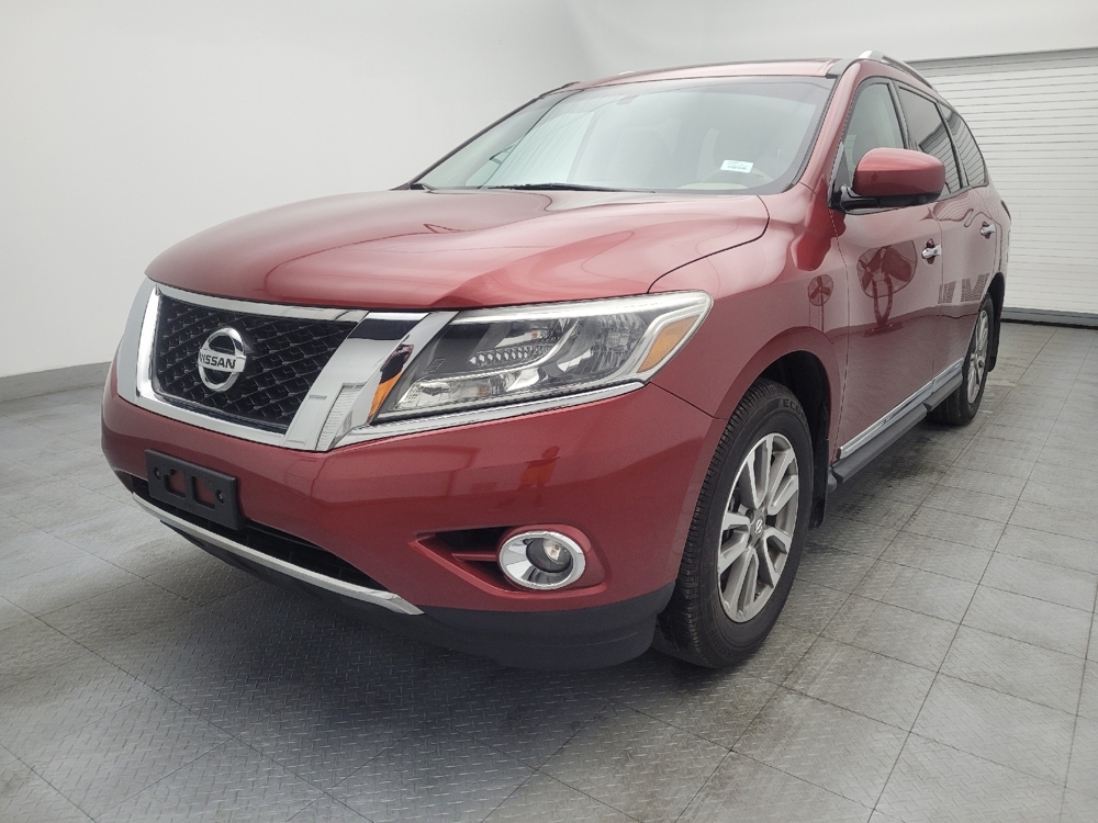 2015 Nissan Pathfinder SL's photo