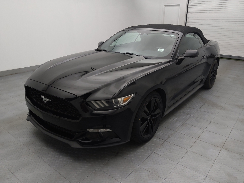2015 Ford Mustang EcoBoost Premium's photo