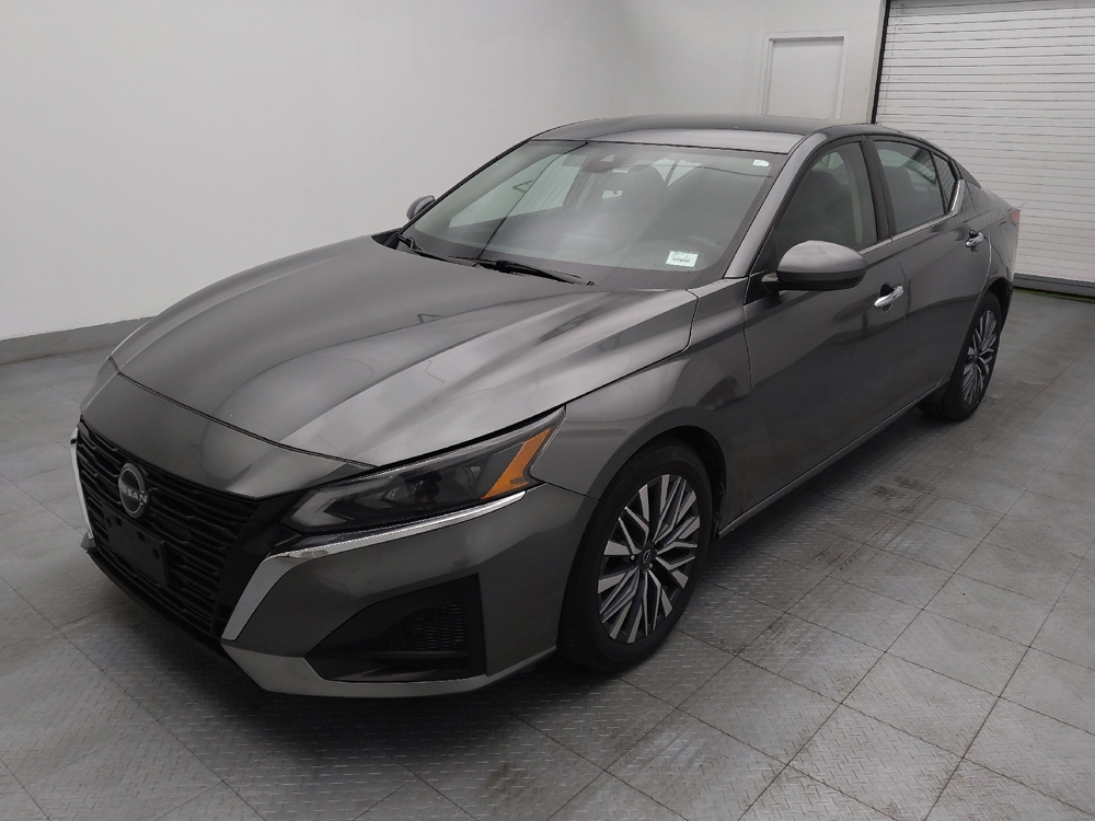 2023 Nissan Altima SV