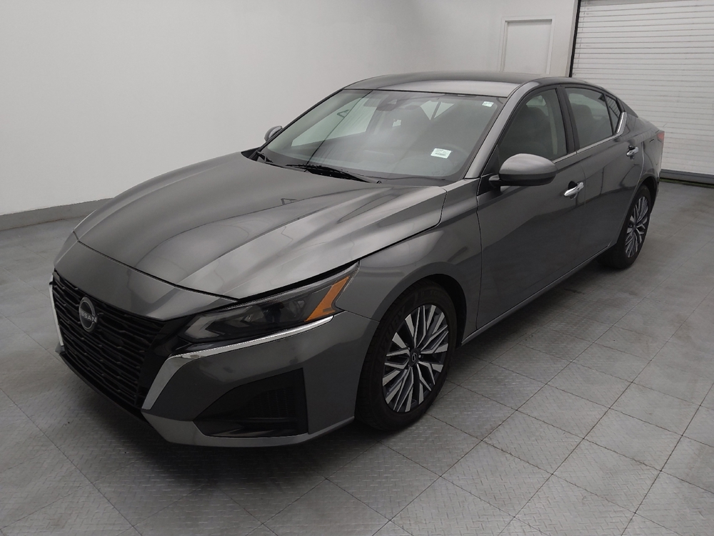 2023 Nissan Altima SV