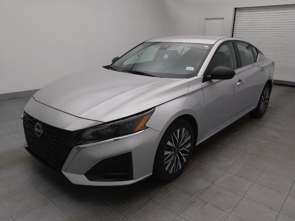 2024 Nissan Altima SV's photo