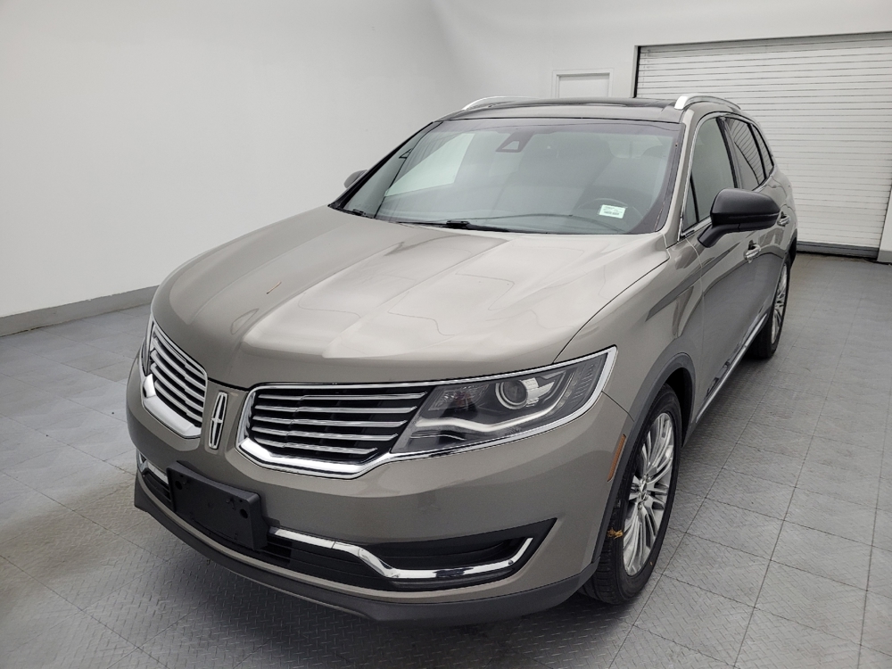 2017 Lincoln MKX Reserve's photo
