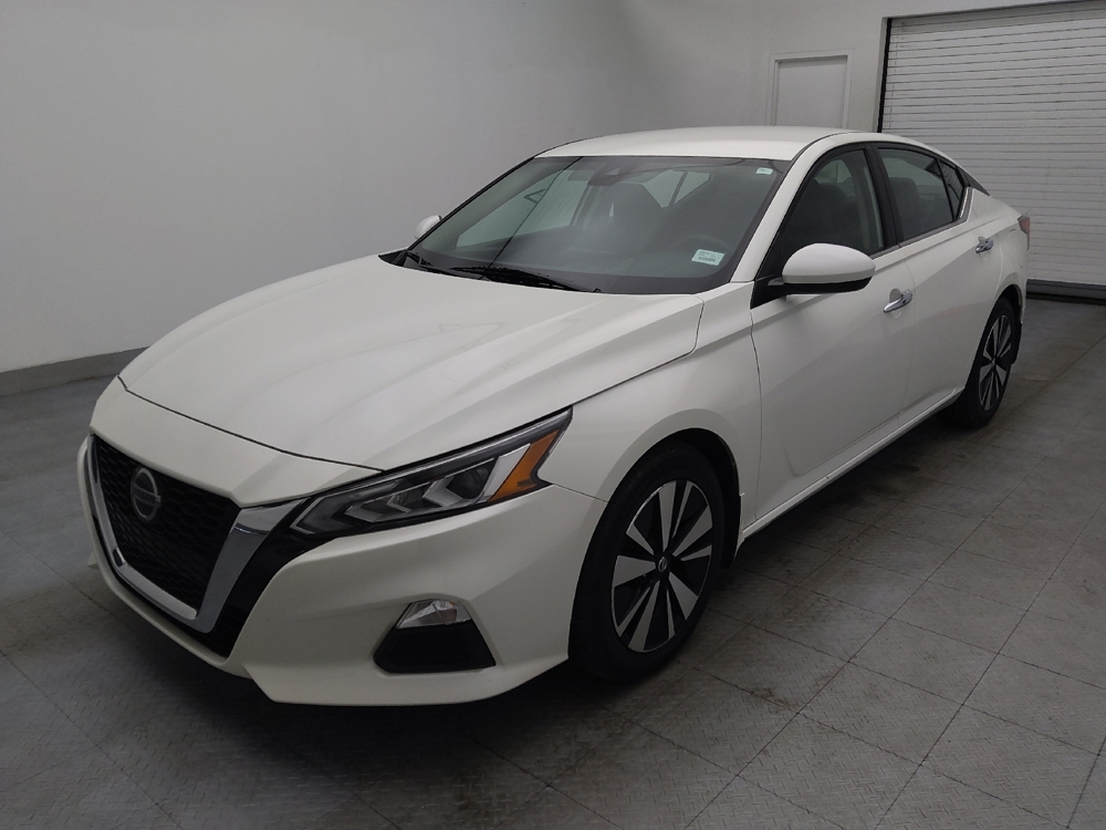2021 Nissan Altima SV's photo