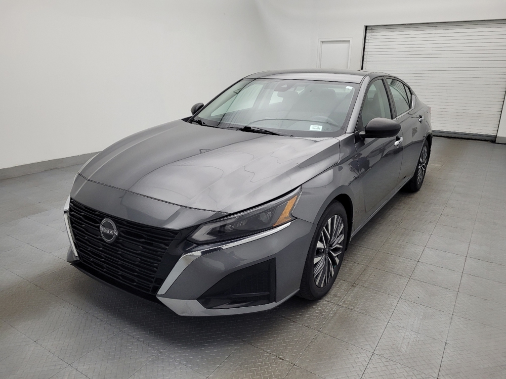 2024 Nissan Altima SV's photo