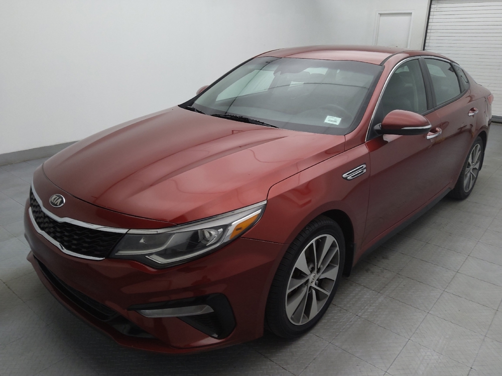 2019 Kia Optima S's photo