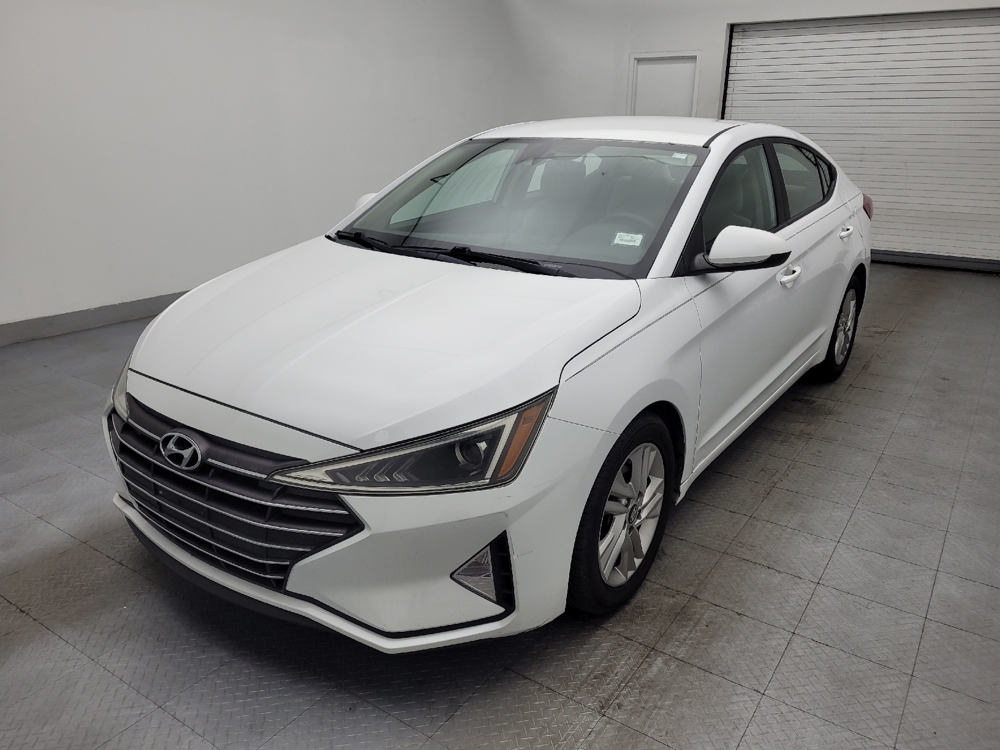 2019 Hyundai Elantra SEL's photo