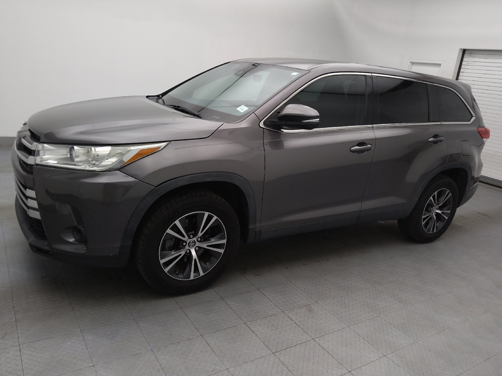2019 Toyota Highlander LE