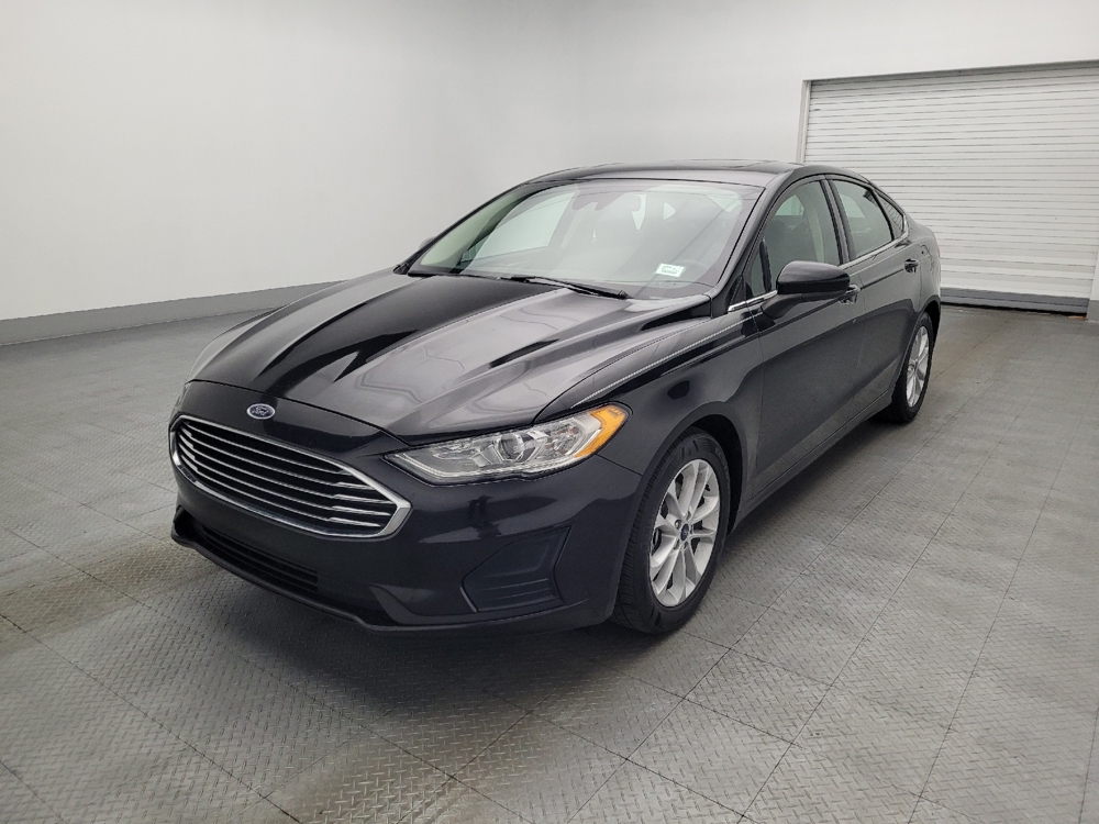 2020 Ford Fusion SE's photo
